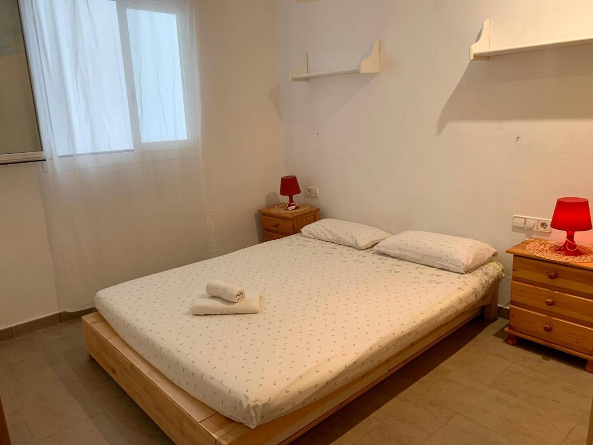 Apt Calmacabana A 50M Dal Mare Apartment Es Pujols Bagian luar foto