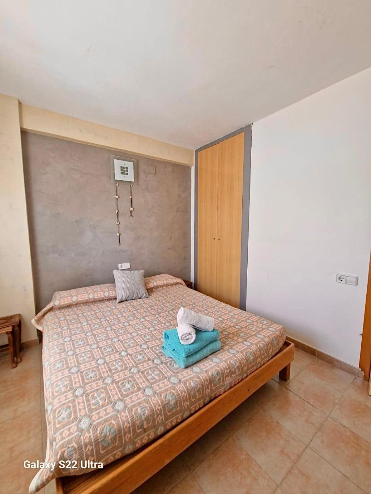Apt Calmacabana A 50M Dal Mare Apartment Es Pujols Bagian luar foto